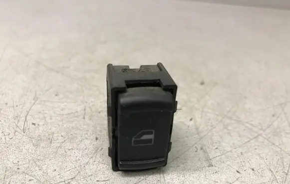 Volkswagen Golf IV Electric window control switch 3B0959855B