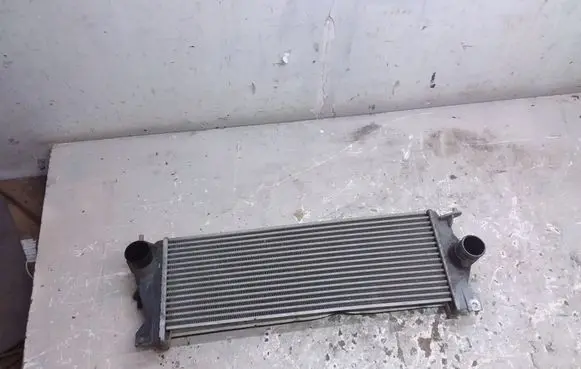 Land Rover Defender Intercooler radiator L25951 PCM500020