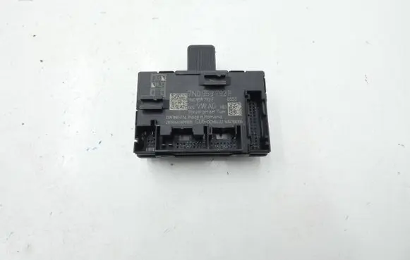 Skoda Yeti (5L) Door control unit/module 7N0959792F 7N0959792E 2840662609300