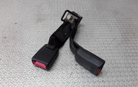 Nissan Primera Middle seatbelt buckle (rear) 88843AV700