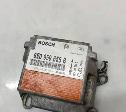 Audi A4 S4 B5 8D Airbag control unit/module 8E0959655B