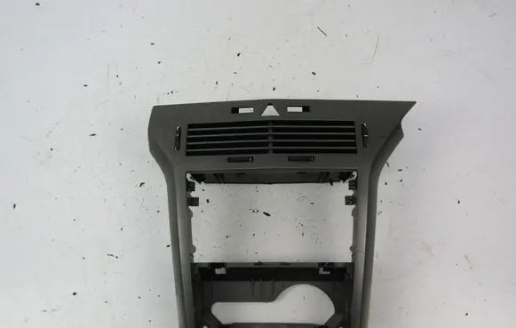 Opel Astra H Radio/GPS head unit trim 