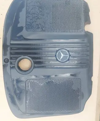 Mercedes-Benz C AMG W204 Engine cover (trim) A6510101467 BBP187801 GGF10MD2