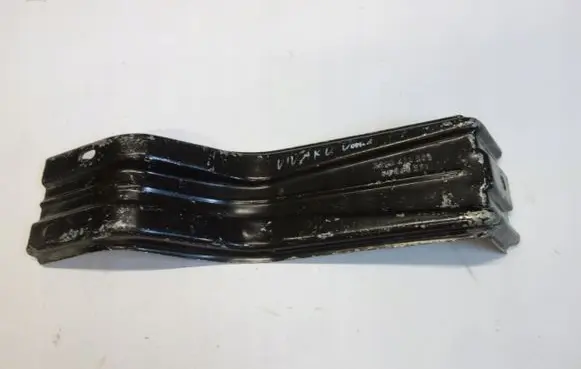 Opel Vivaro Radiator support slam panel bracket 8200411893