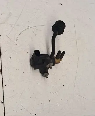 Audi A4 S4 B8 8K Turbo solenoid valve 1K0906627