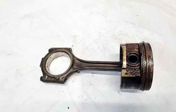 Dodge Grand Caravan Piston with connecting rod 