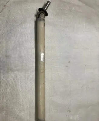 Nissan Navara D23 Rear driveshaft/prop shaft 373004JA0B