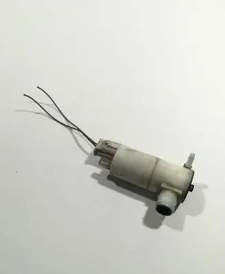 SsangYong Rexton Headlight washer pump M0055 0812C