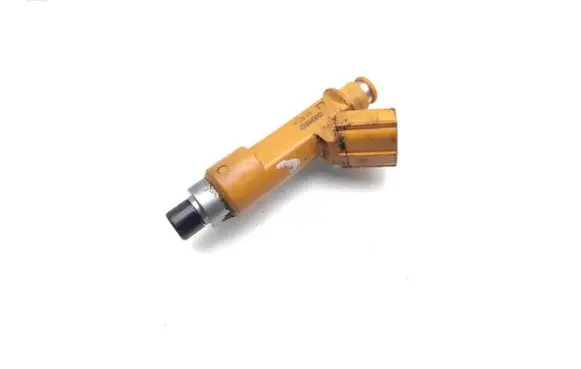 Suzuki Swift II Fuel injector 008082702