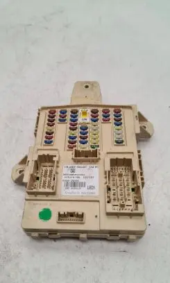 Hyundai Santa Fe Fuse module 919502W550 1602042150