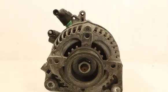 Honda CR-V Generator/alternator 1042105370