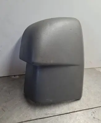 Rear bumper corner part panel trim