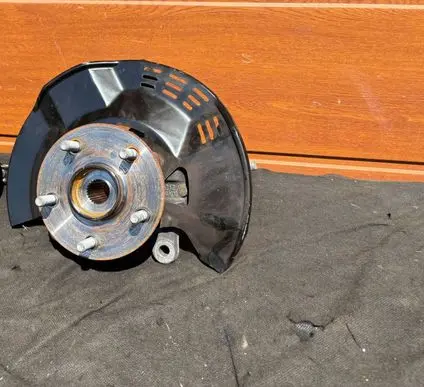 Toyota Yaris Cross Front wheel hub spindle knuckle