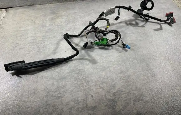 Volvo XC60 Front door wiring loom 30728406
