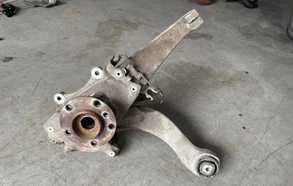 BMW 5 F10 F11 Front wheel hub spindle knuckle