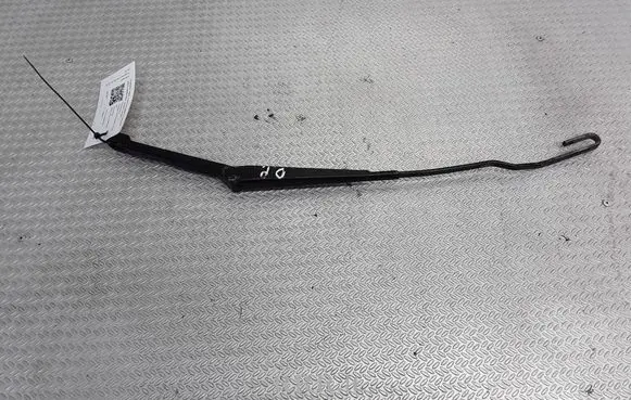 Volkswagen Transporter - Caravelle T4 Front wiper blade arm 701955409A