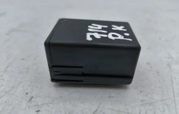 Toyota C-HR I Seat control module 87501F4010
