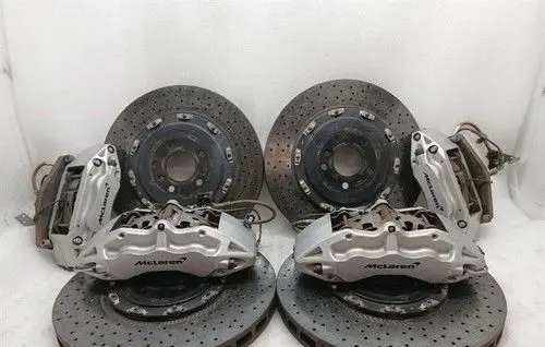 McLaren 675LT Spider Front Brake Caliper Pad/Carrier 11C0495CP