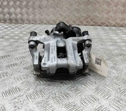 Mazda CX-30 Rear brake caliper BGKM26980A BGYM2661X