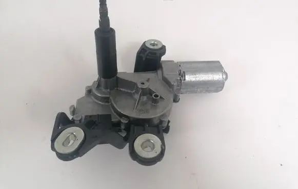 Volkswagen Jetta V Rear window wiper motor 0390201809 5M0955711B
