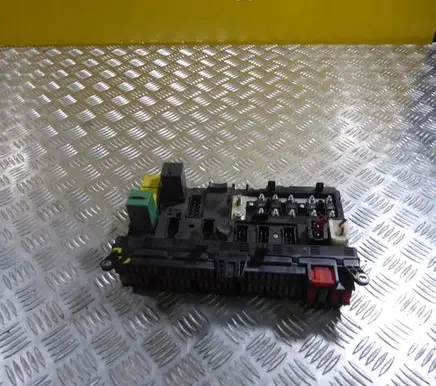 Land Rover Range Rover L322 Fuse module