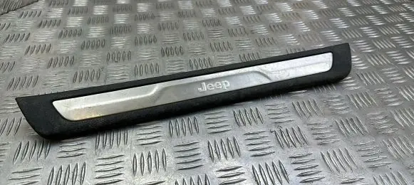 Jeep Grand Cherokee Front sill trim cover 1NC81DX9AB