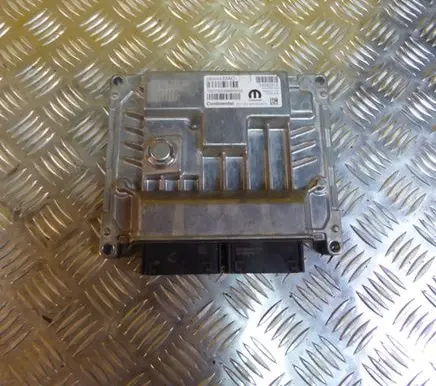 Jeep Renegade Engine control unit/module 68350433AC