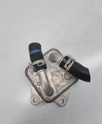 Toyota RAV 4 (XA50) Oil filter mounting bracket 201027 2501 TRAP