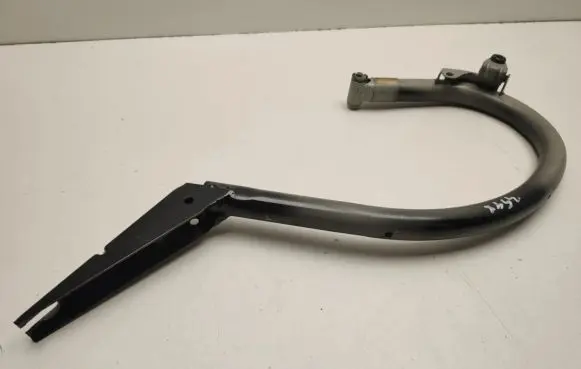 Mercedes-Benz E C207 W207 Tailgate/trunk/boot hinge A2077500628