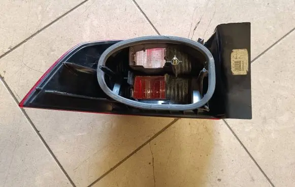 Renault Laguna II Rear/tail lights 8200002474