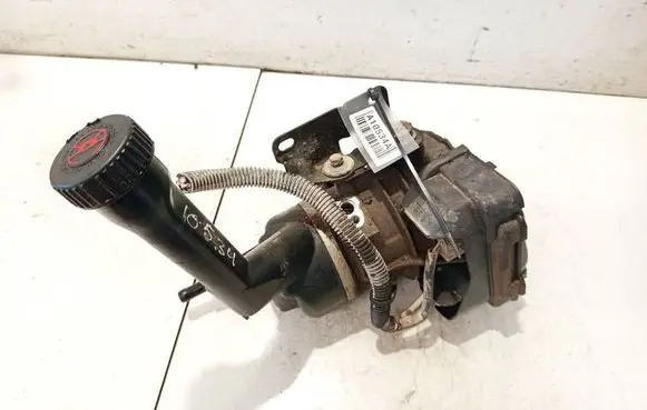 Citroen C4 I Picasso Power steering pump 9684252580