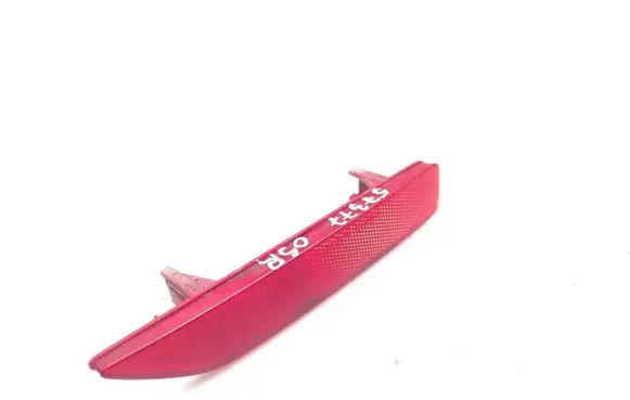 Honda CR-V Rear tail light reflector P6368R