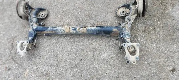 Peugeot 5008 Rear axle beam 