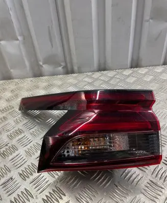 Nissan Qashqai J12 Rear/tail lights V359020L V3504020