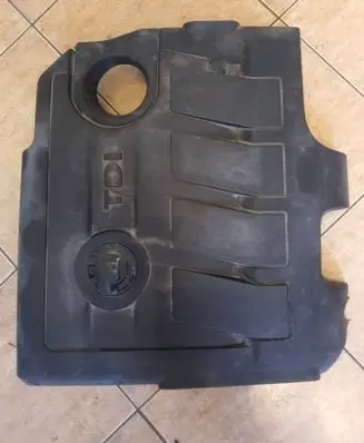 Volkswagen Golf V Engine cover (trim) 03L103925 03L10392