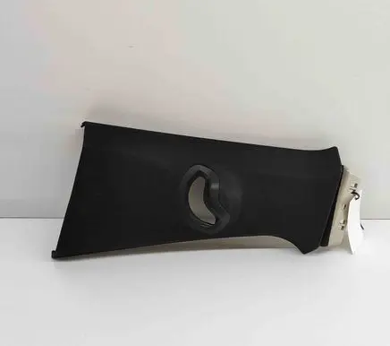 (B) pillar trim (bottom)