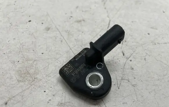 Skoda Octavia Mk3 (5E) Airbag deployment crash/impact sensor 3Q0959351A