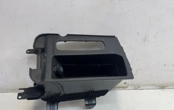 Jeep Grand Cherokee Glove box central console C01761009BL