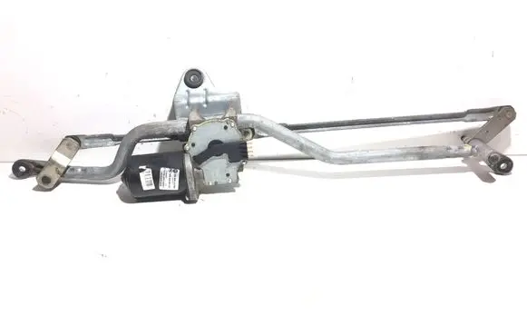Front wiper linkage and motor