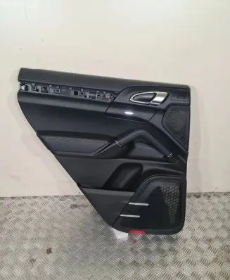 Porsche Cayenne (92A) Rear door card panel trim 7P5867211
