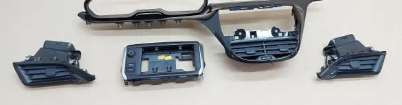 Peugeot 208 Dash center air vent grill