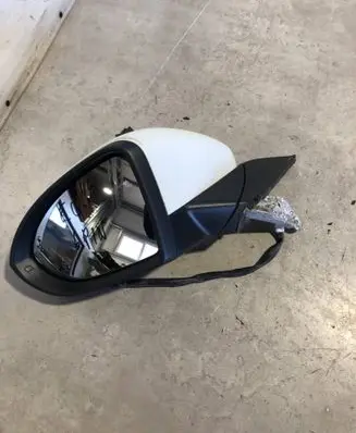 Volkswagen Golf VII Front door electric wing mirror 