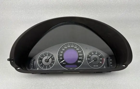 Mercedes-Benz CLK A209 C209 Speedometer (instrument cluster) A2095400111 11008014002