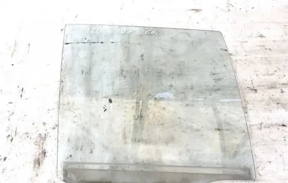 Mazda 323 Rear door window glass