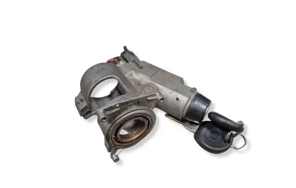 Volkswagen Golf III Ignition lock 357905851