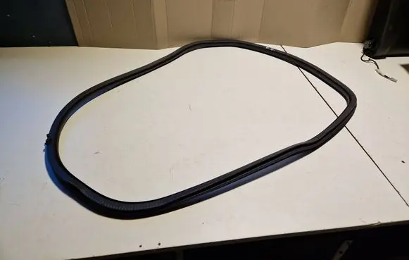 Mercedes-Benz CLA C118 X118 Rear door rubber seal (on body) A1186020900