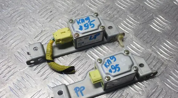 Honda Legend III KA9 Airbag deployment crash/impact sensor