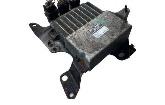 Lexus IS 220D-250-350 Fuel injection control unit/module 1310001371 8987120070