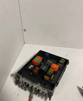 Volkswagen Touran I Fuse module 1K0937125A 017183071