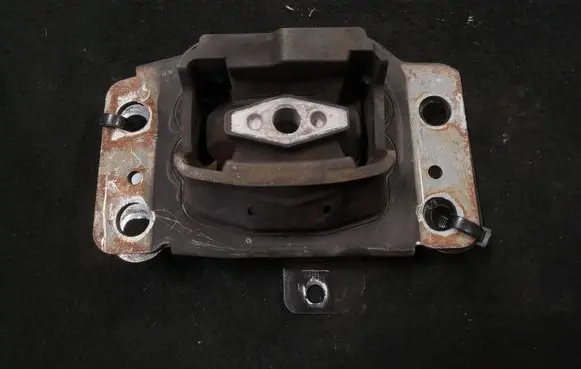 Ford Fusion II Gearbox mount GG937M121AA GG936K034AD